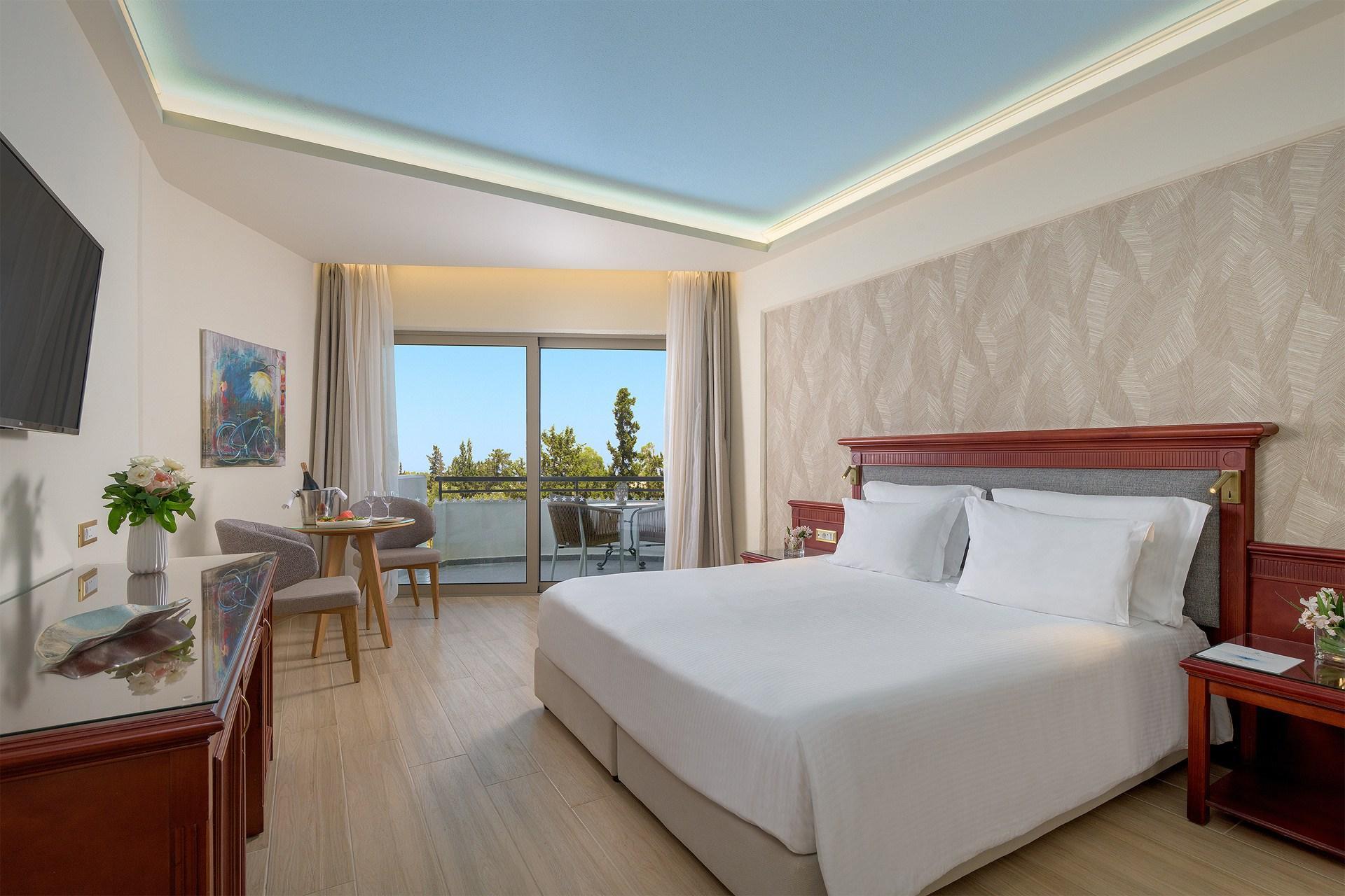 Standard, Double Bed, Side Sea View, Balcony or Terrace