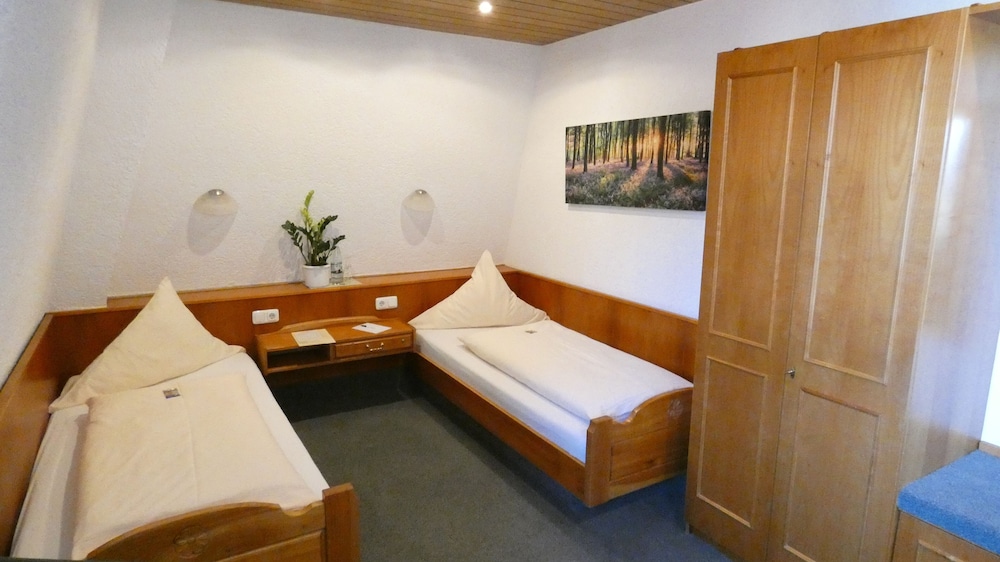 Hotel Burg Breuberg 12/28