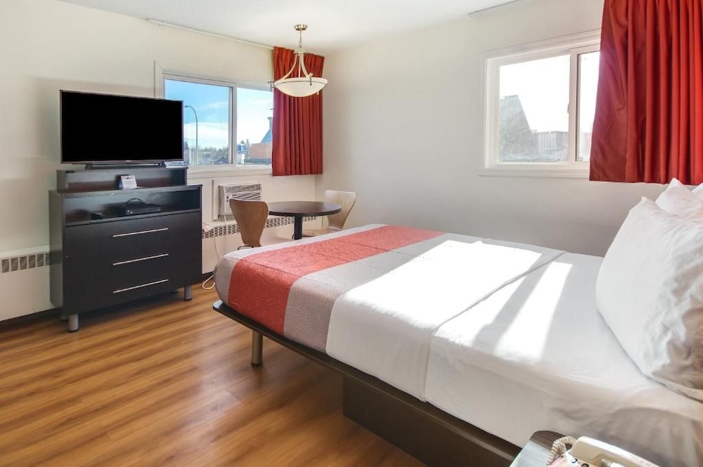 Motel6 Lethbridge Ab 40/62