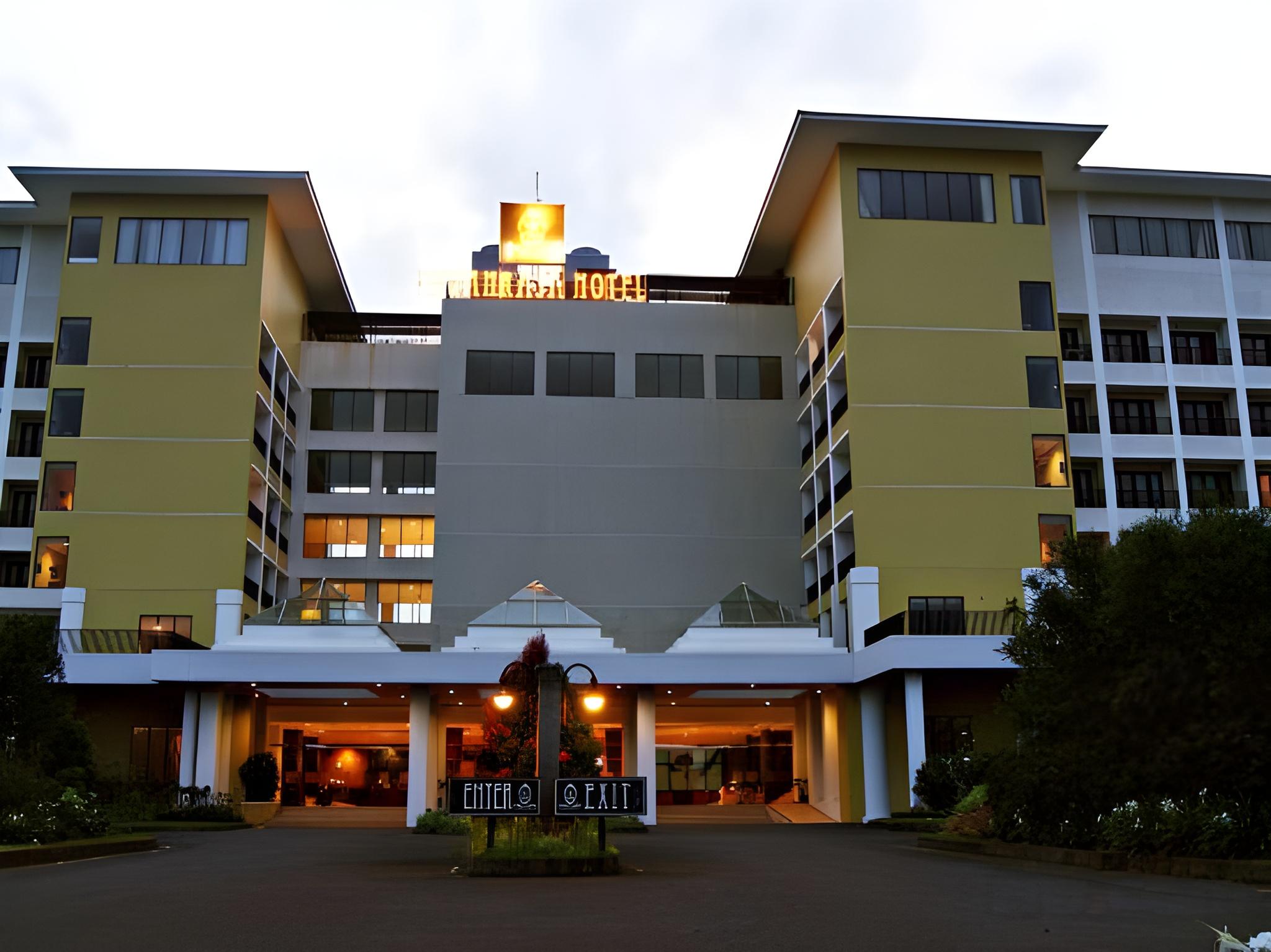 SUTAN RAJA RESORT AND CONVENTION CENTER 2/36