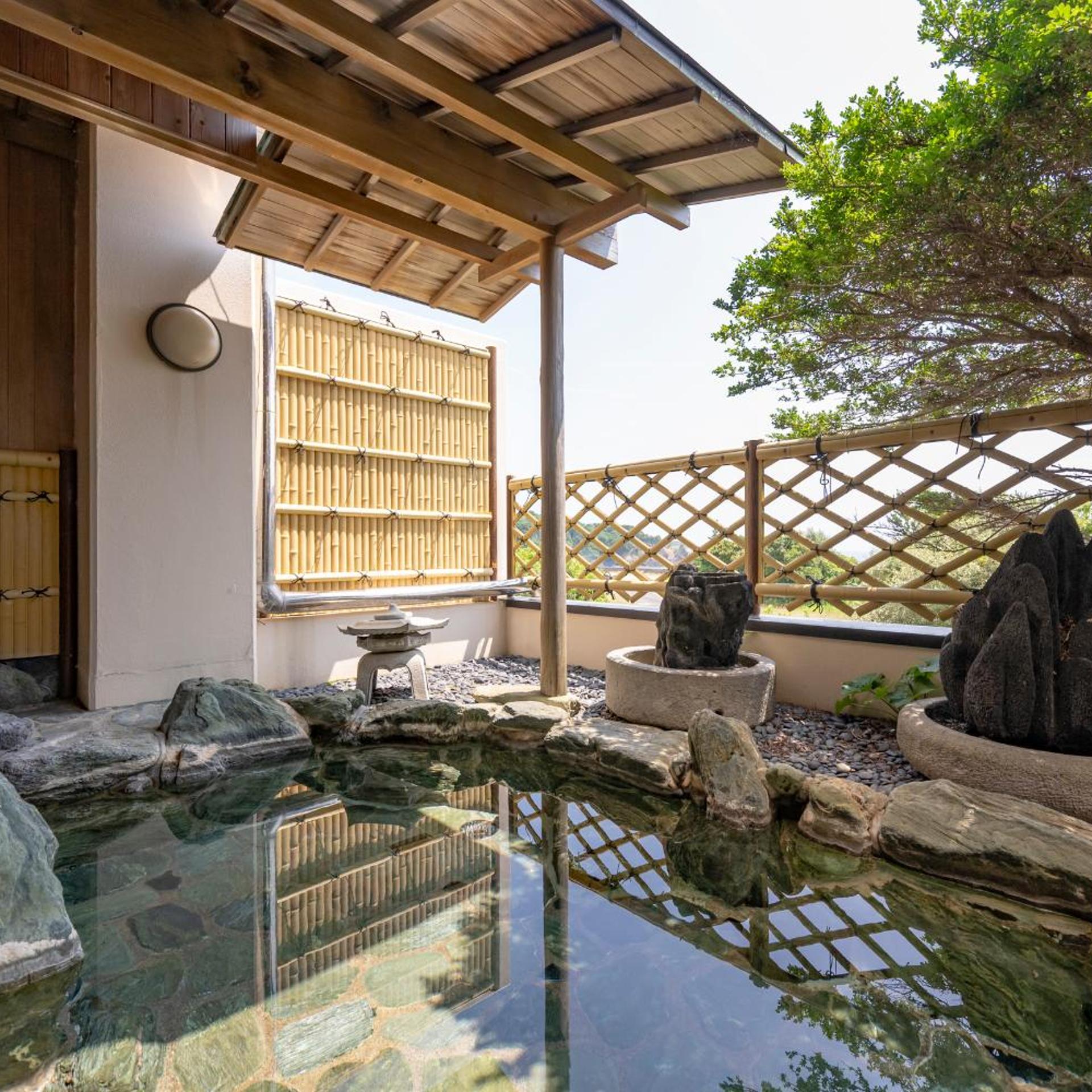 Shima Beach Hotel 11/36