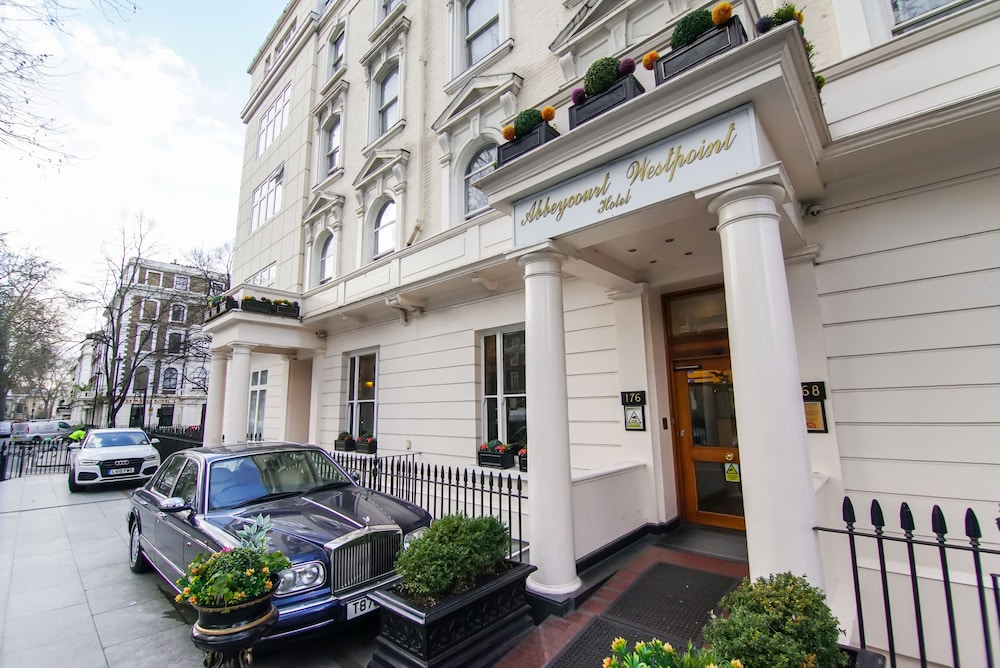 Abbey Court Hotel 37/45