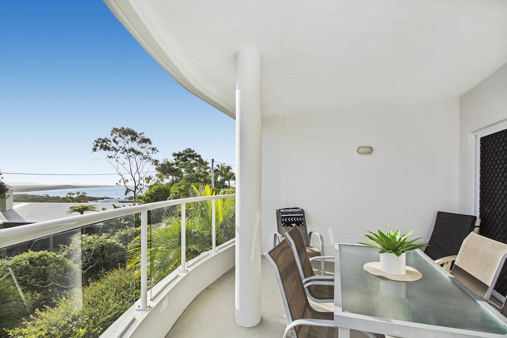 THE LOOKOUT RESORT 44/74