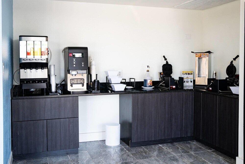 Baymont by Wyndham Corpus Christi Airport 6/50