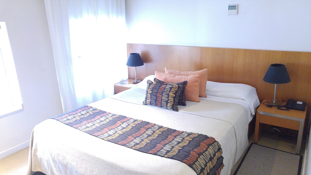 SUPERIOR, DOUBLE BED, CITY VIEW