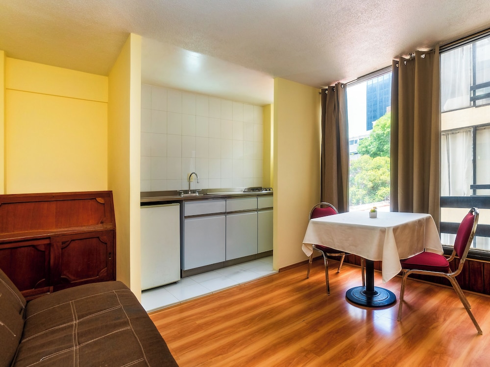 Capital O Hotel Suites Marne, Mexico City 26/36