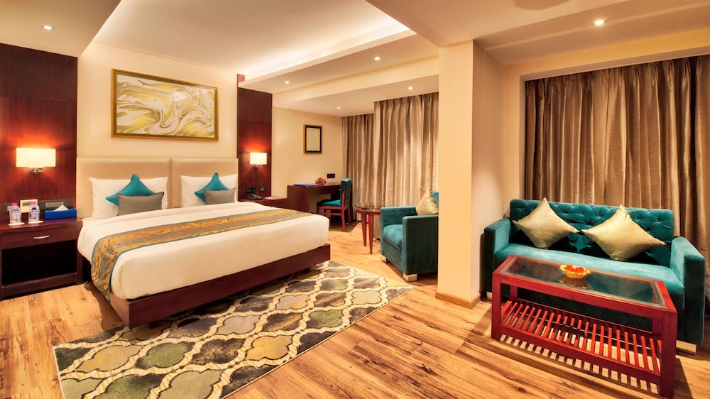 Golden Tulip Essential Jaipur 8/43