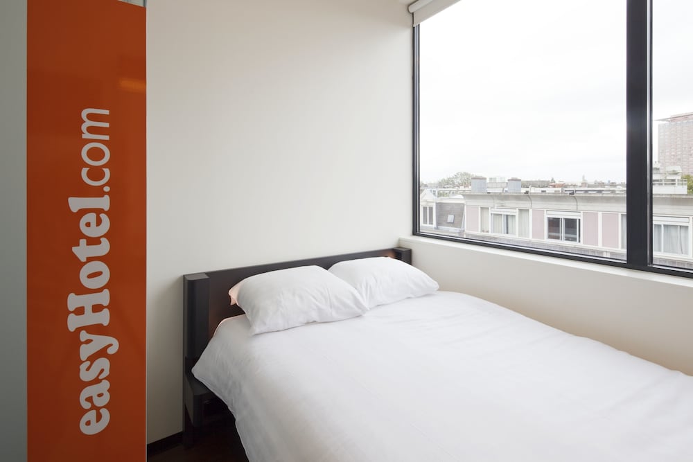 غرفة صغيرة مزدوجة، easyHotel Amsterdam City Centre 5/12