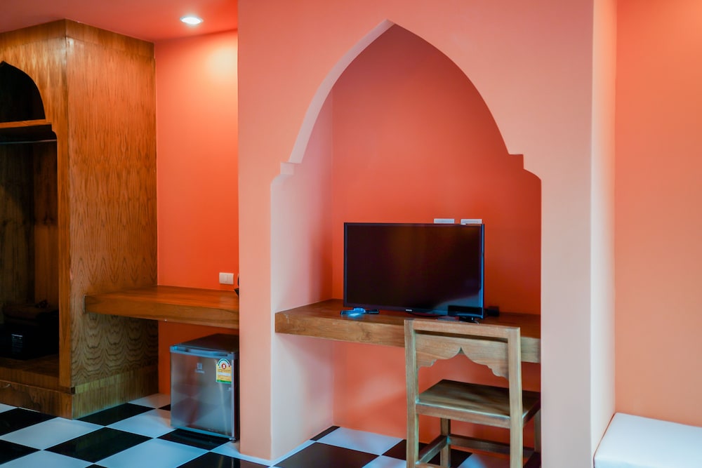 Khaleej Mazz Hotel Patong 62/73