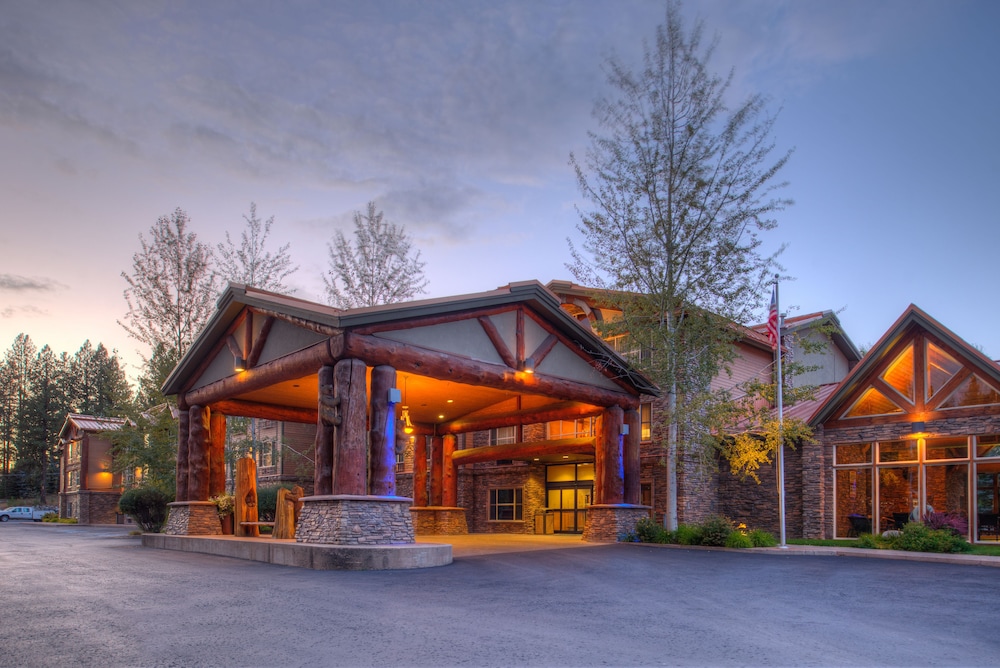 The Evergreen Hotel 2/54