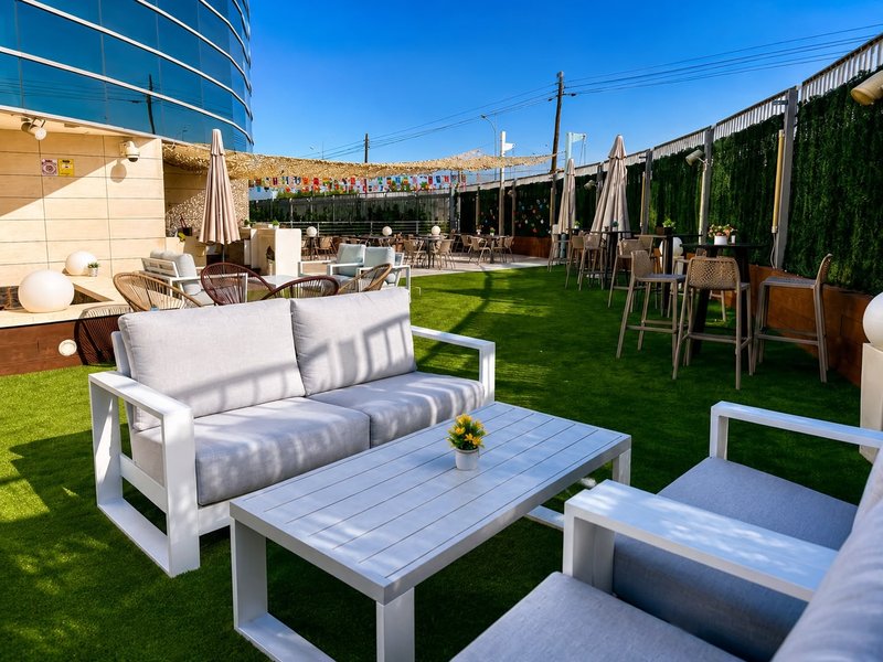 Crowne Plaza Madrid Airport Hotel 48/76