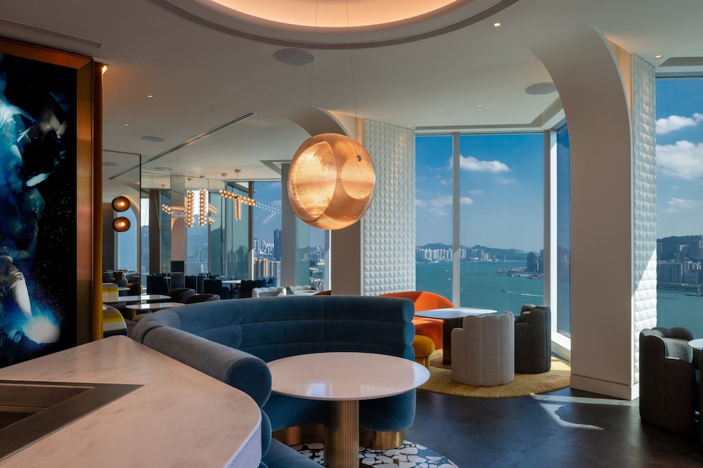 Mondrian Hong Kong 32/48