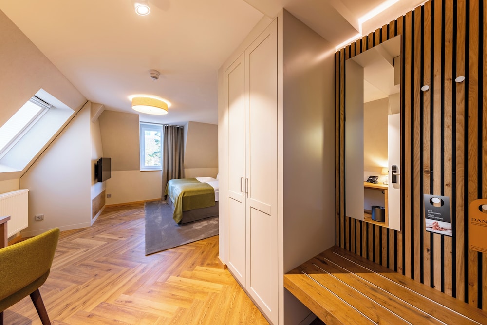 Parkhotel Guldene Berge 22/50