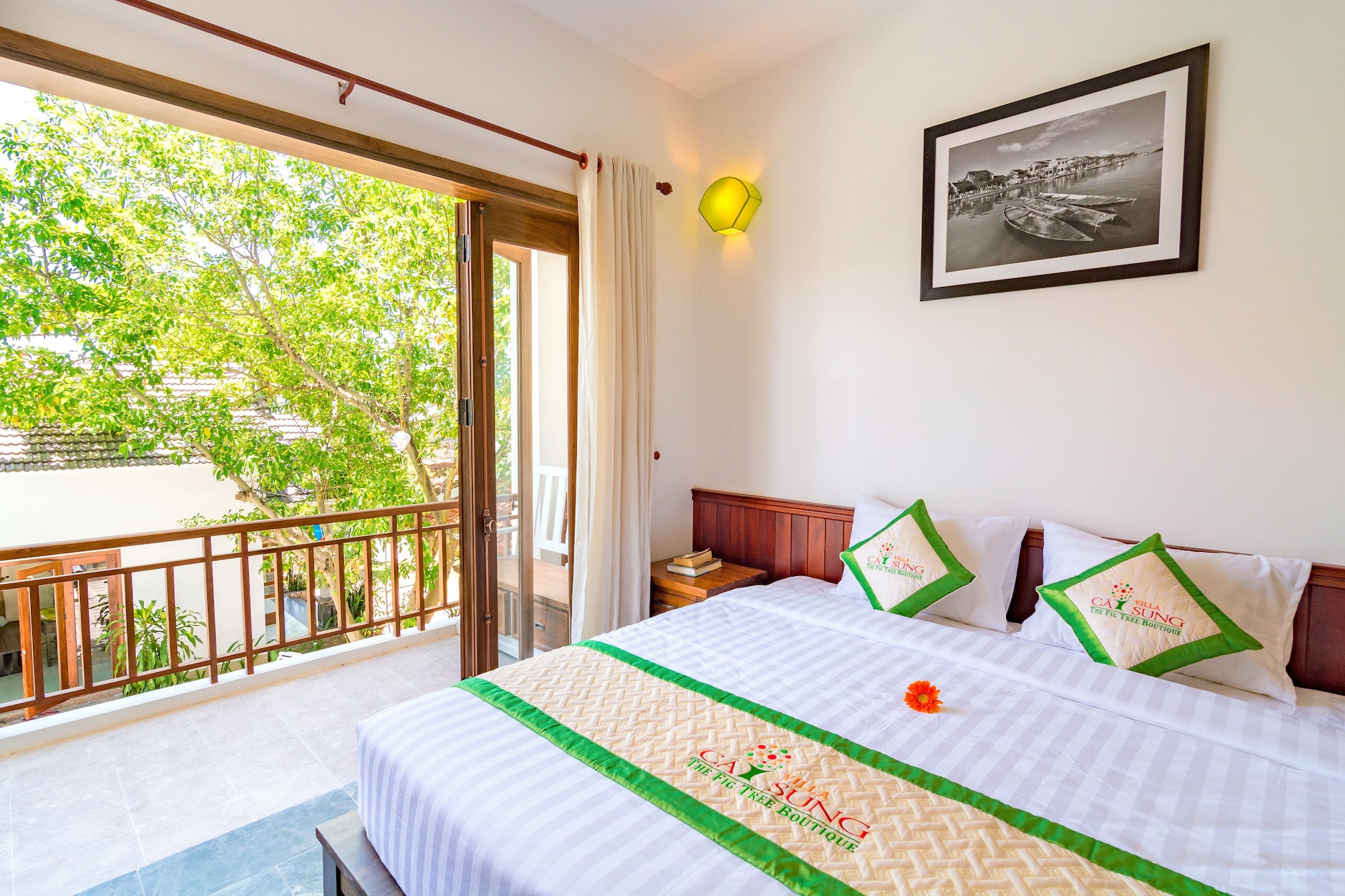 SUPERIOR, DOUBLE BED