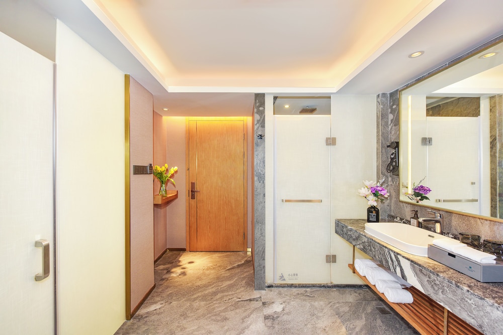 Royce Hotel Shenzhen 46/50