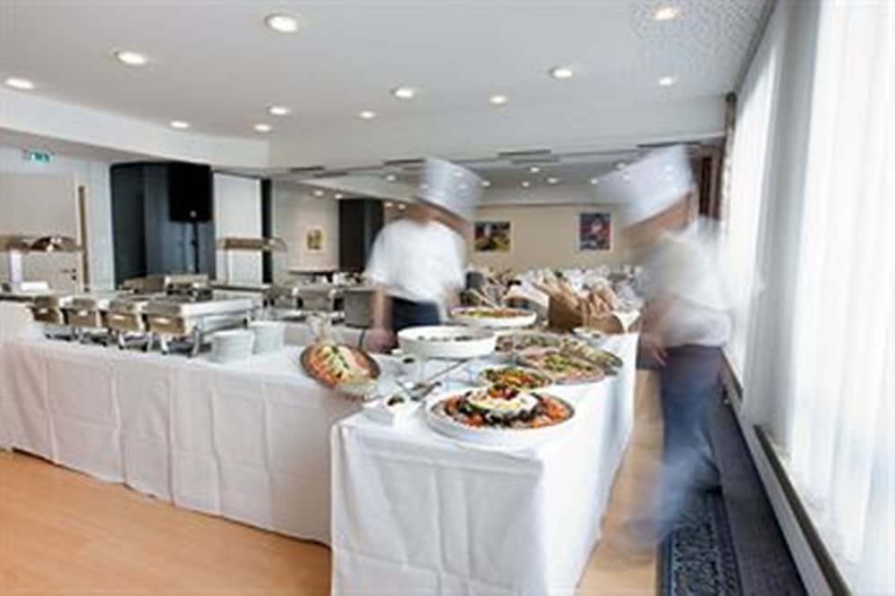 Erikson Hotel 35/43