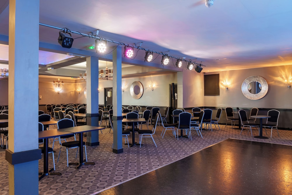The Royal Boston Hotel 29/54
