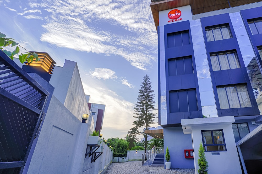 Spree Hotel Kriday in DEHRADUN