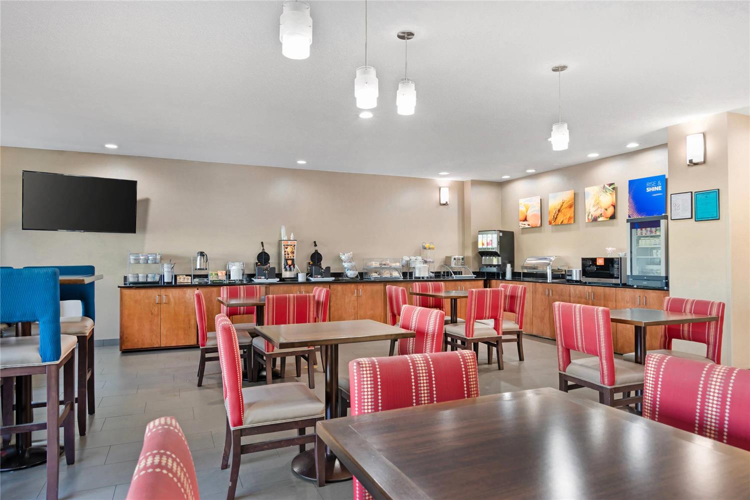 Comfort Suites Oxford I-20 exit 188 31/45