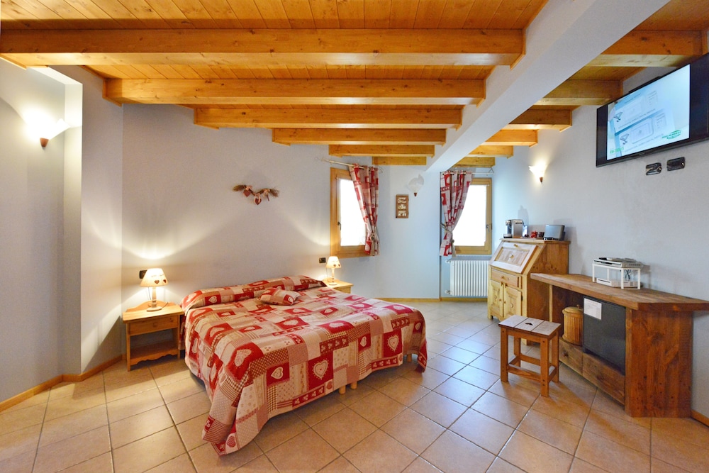 Hotel L'espoir 46/51