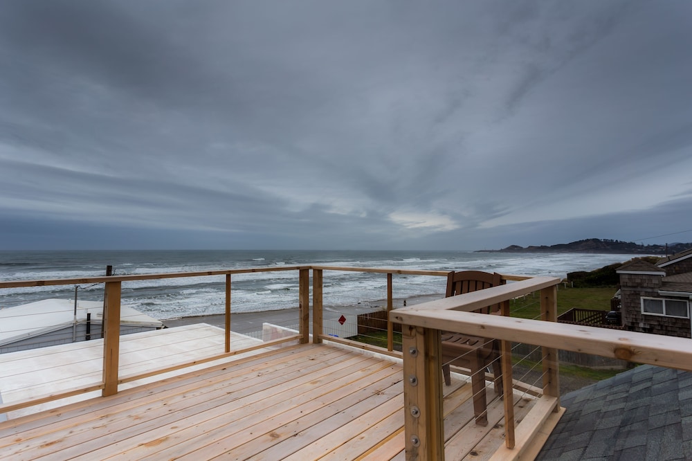 Nye Beach Condos At Pacific Crest 43/50