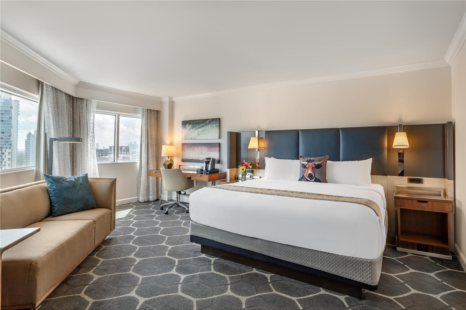 Preferred, King Bed, Corner, Accessible
