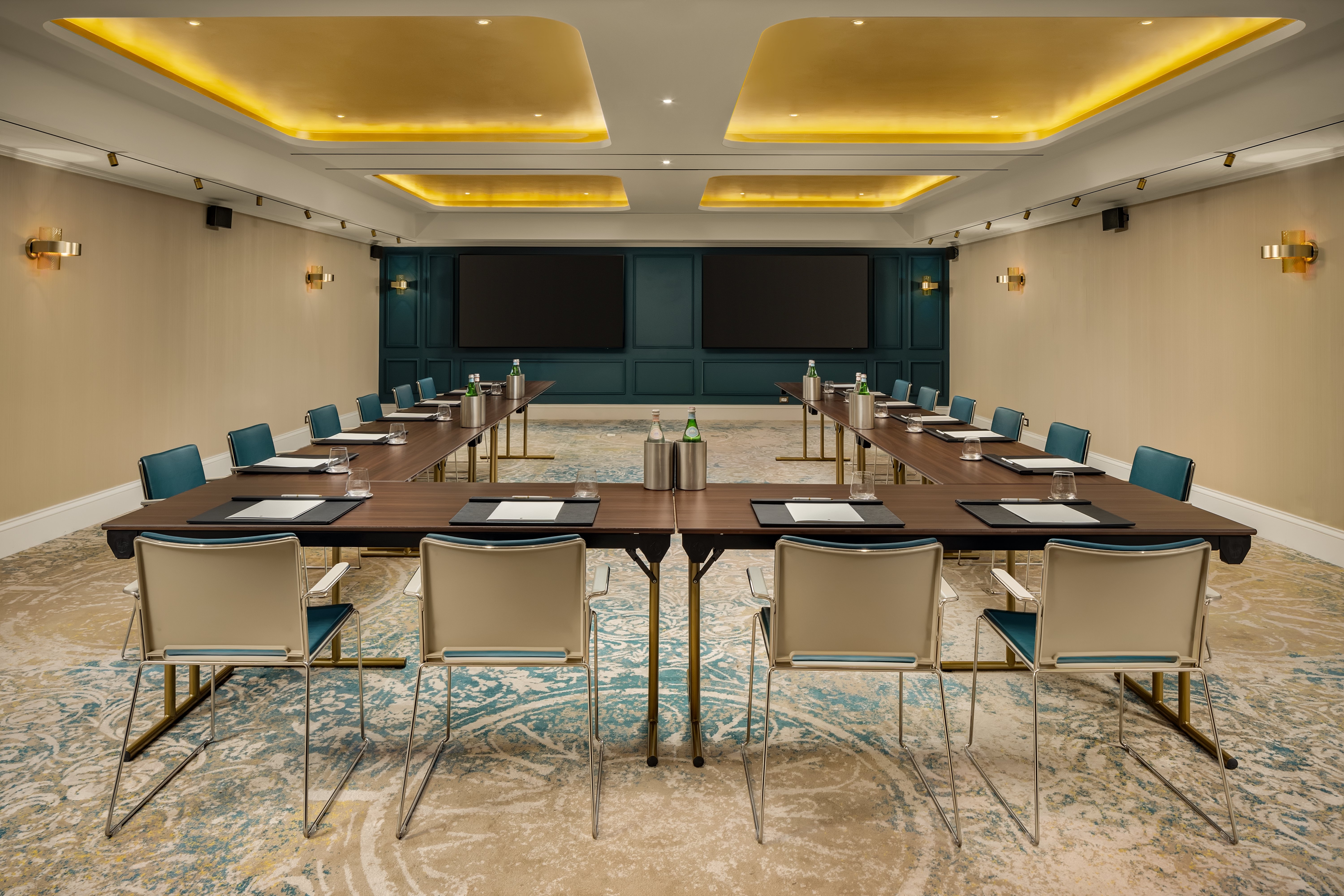 Intercontinental Hotels Rome Ambasciatori Palace 35/48