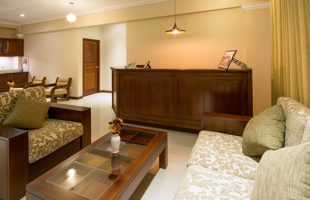 Ceyloni Inn 4/58