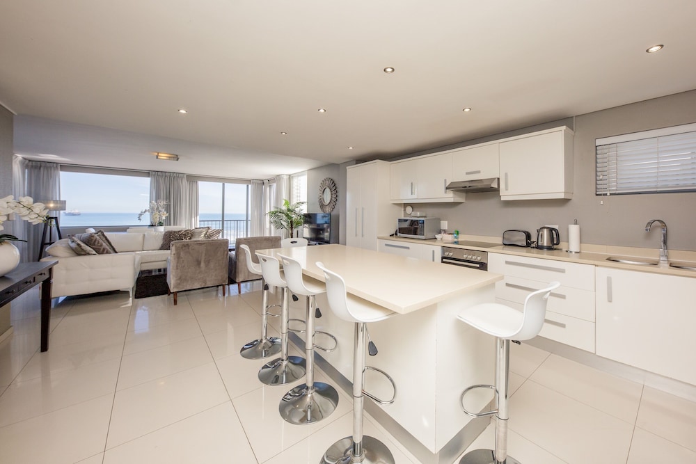 Infinity Self-Catering Apartments 42/50