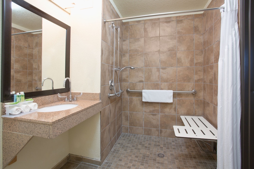 Holiday Inn Express Hotel Amp Suites Truth Or Consequences 21/76