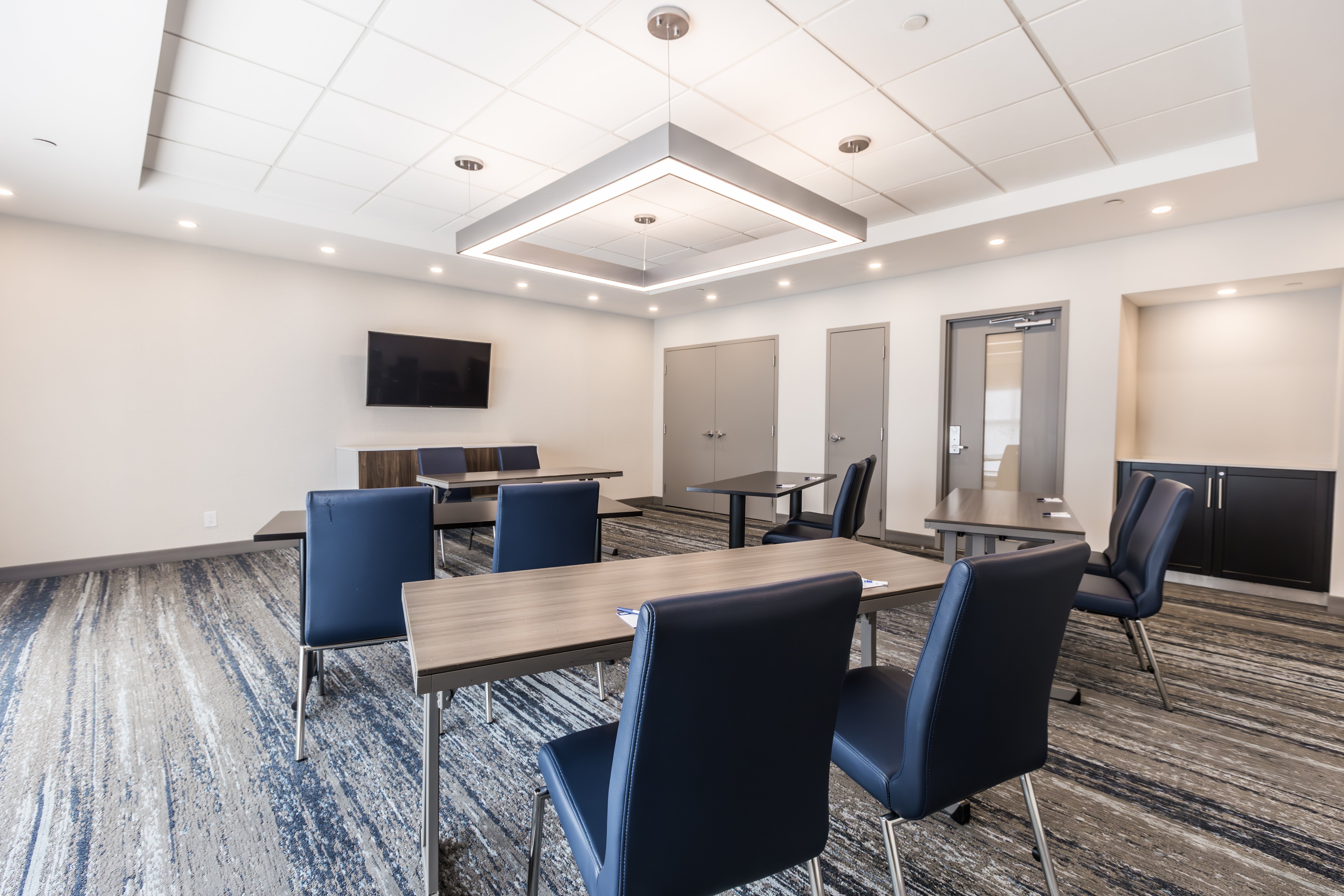Holiday Inn Express Toronto North York 36/50