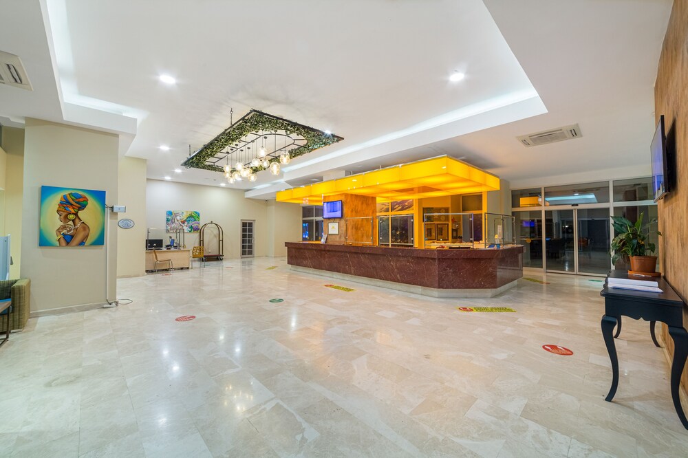 Justiniano Park Conti 9/50