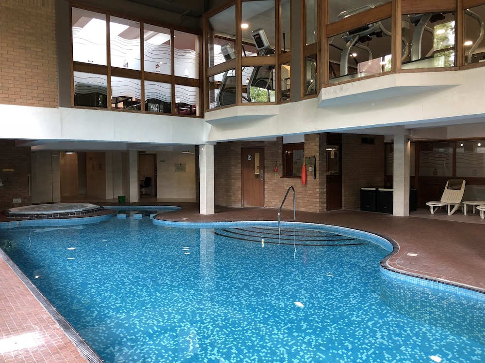 The Arden Hotel & Leisure Club 58/70