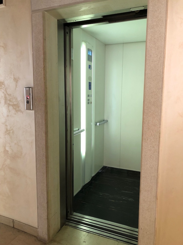 Domus Clugiae 28/41