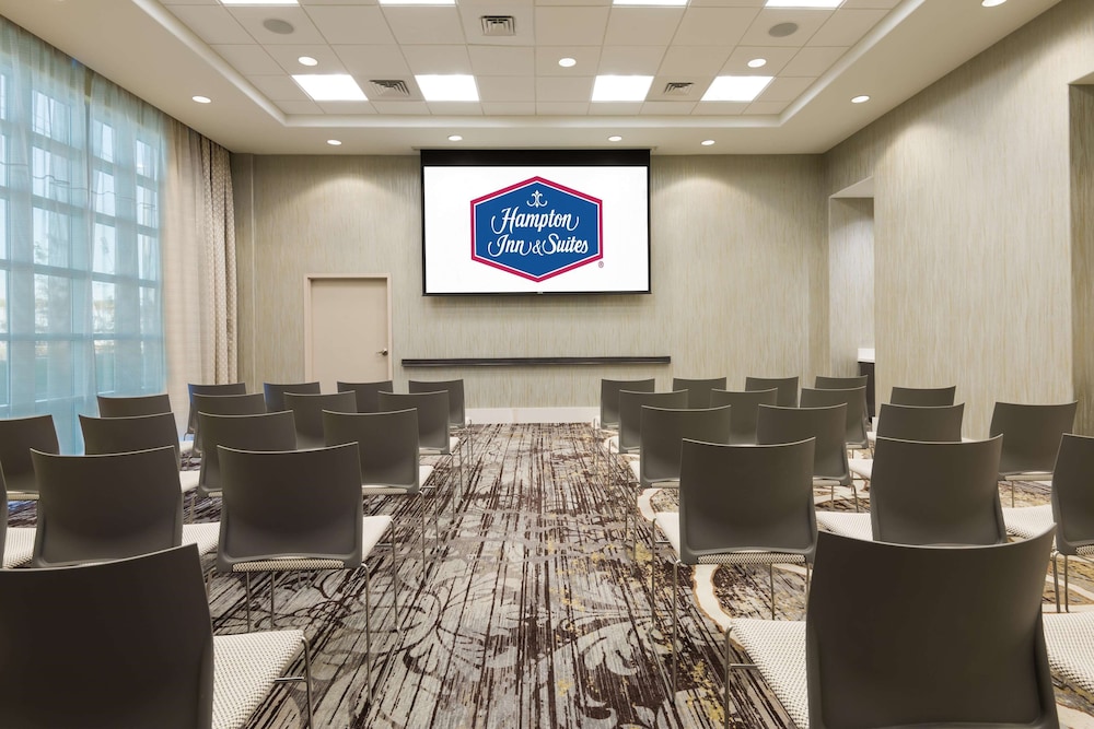 Hampton Inn & Suites Tampa Airport Avion Park Westshore 40/46