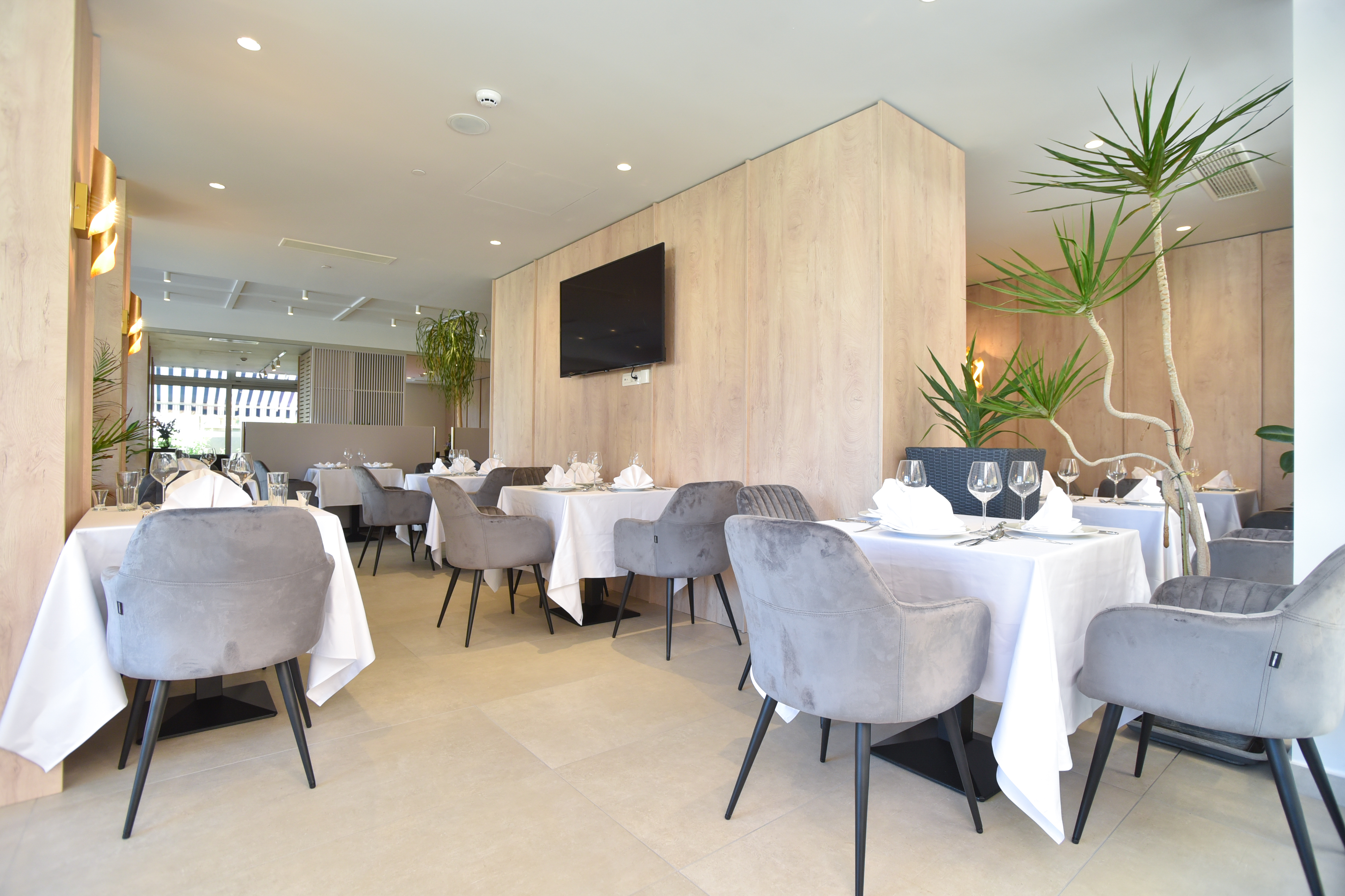 Hotel La Mer 56/65