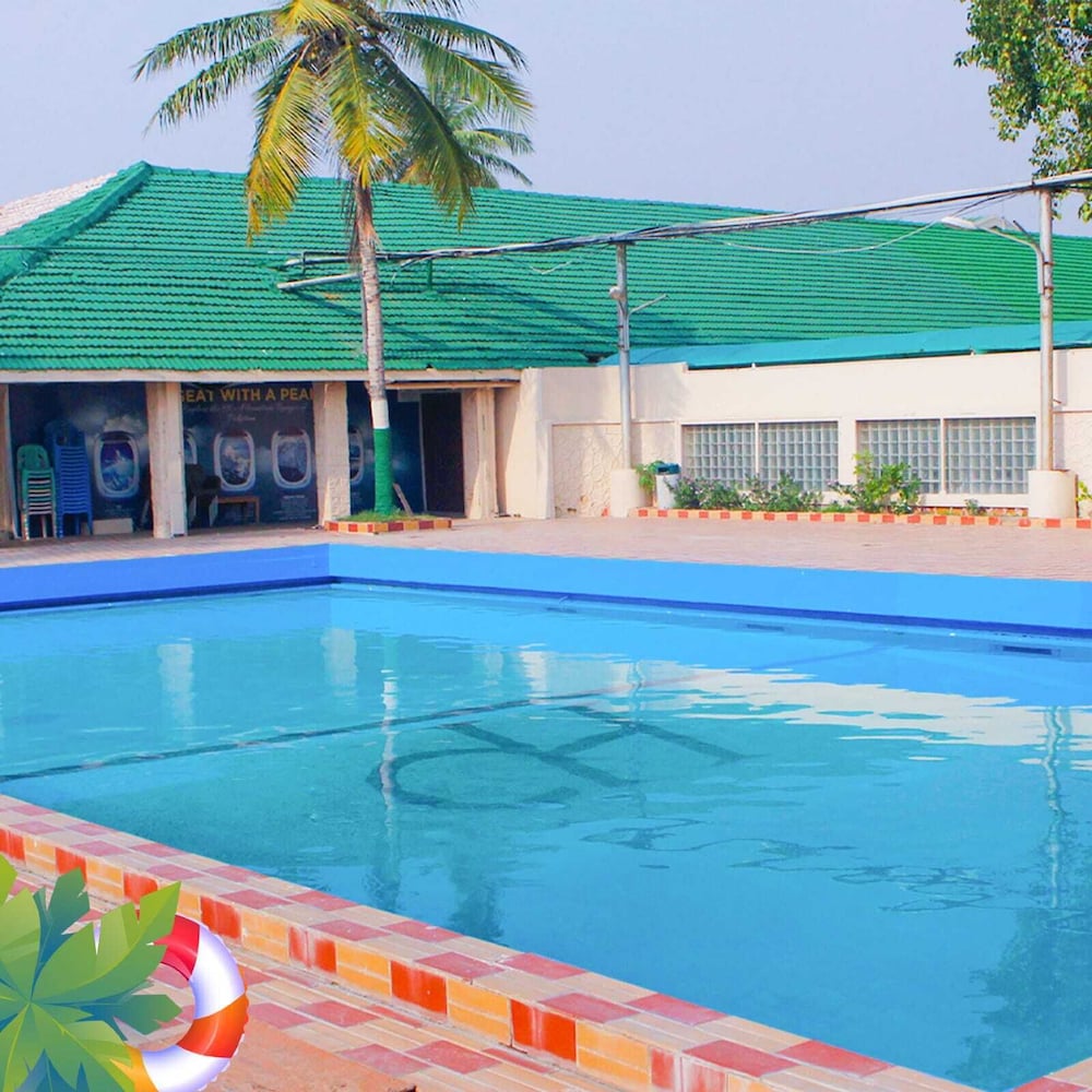 Airport Hotel 6/59