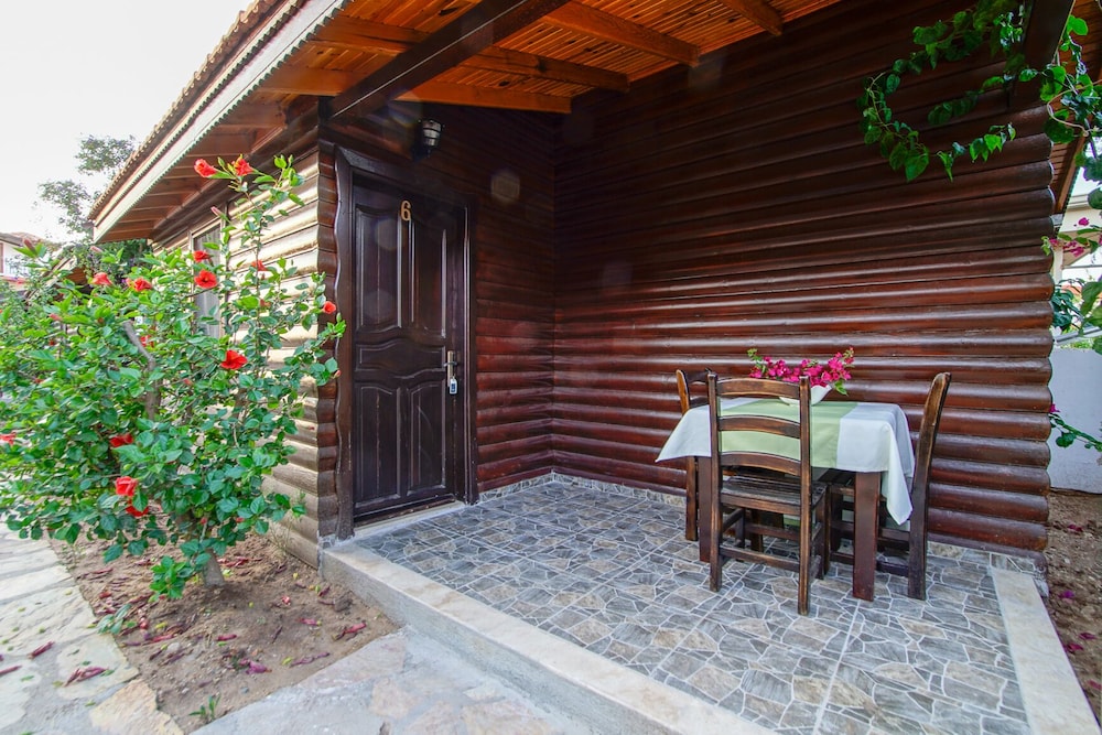 Cuhadar Datca Bungalov 2/50