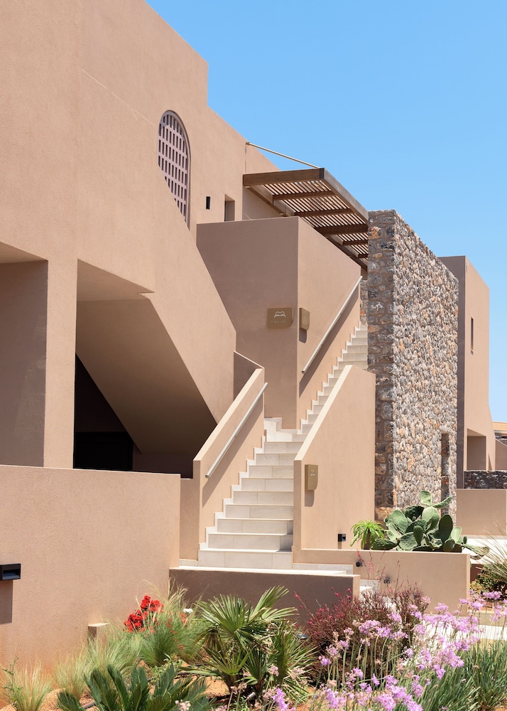 Paralos Venus Suites - Adults Only 9/87