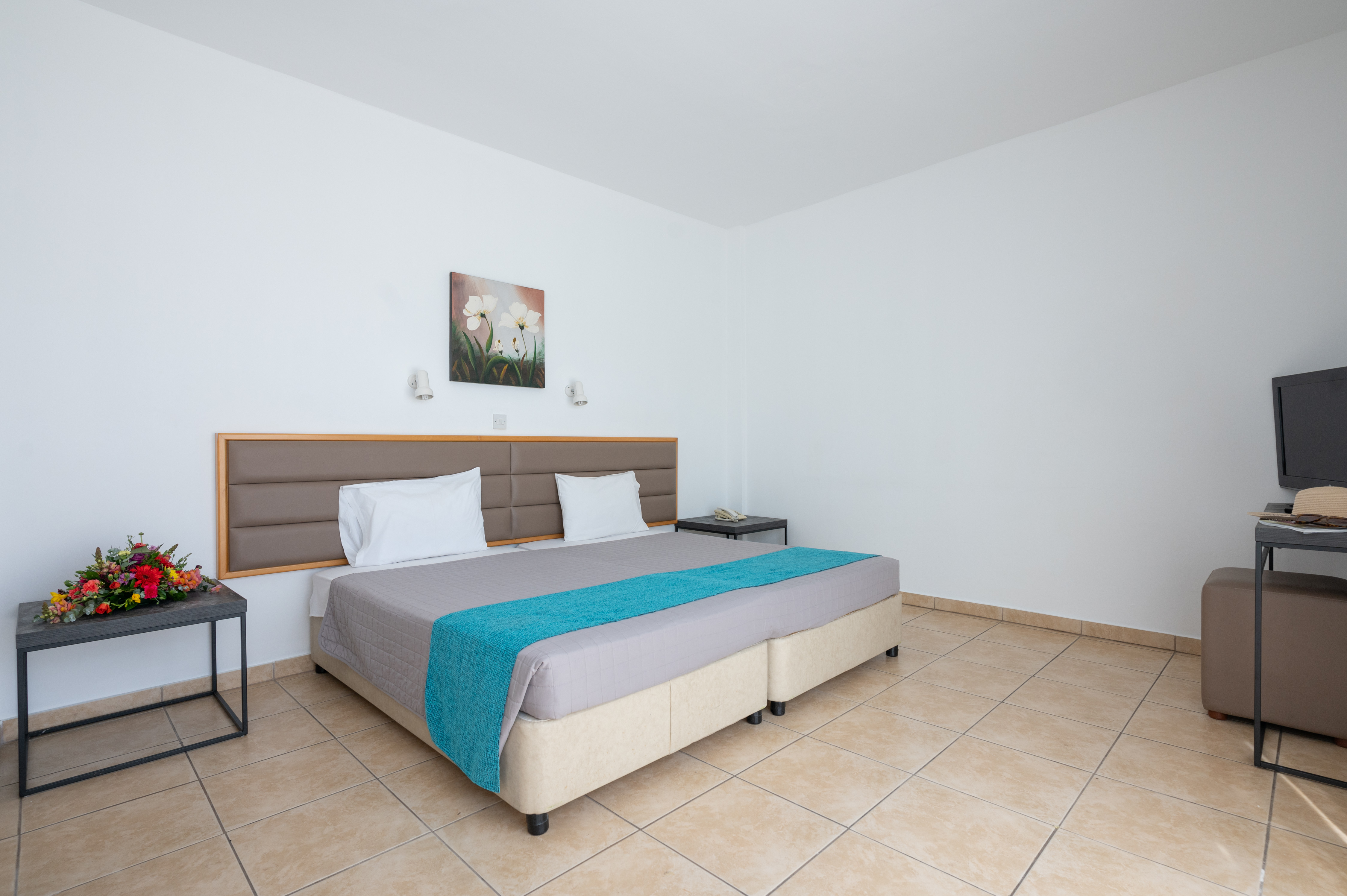 New Famagusta Hotel and Suites 10/50