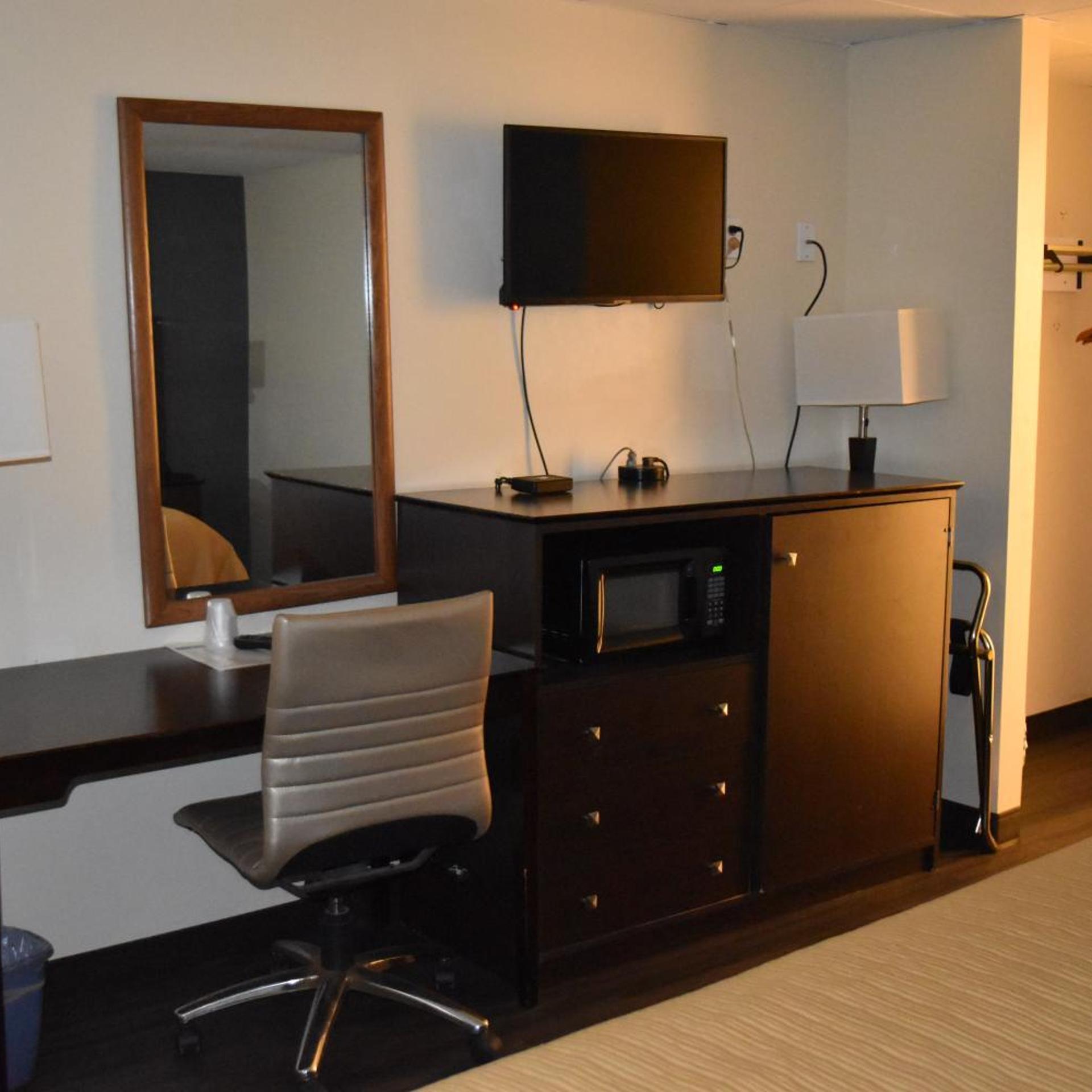 Plymouth Motor Lodge 13/21