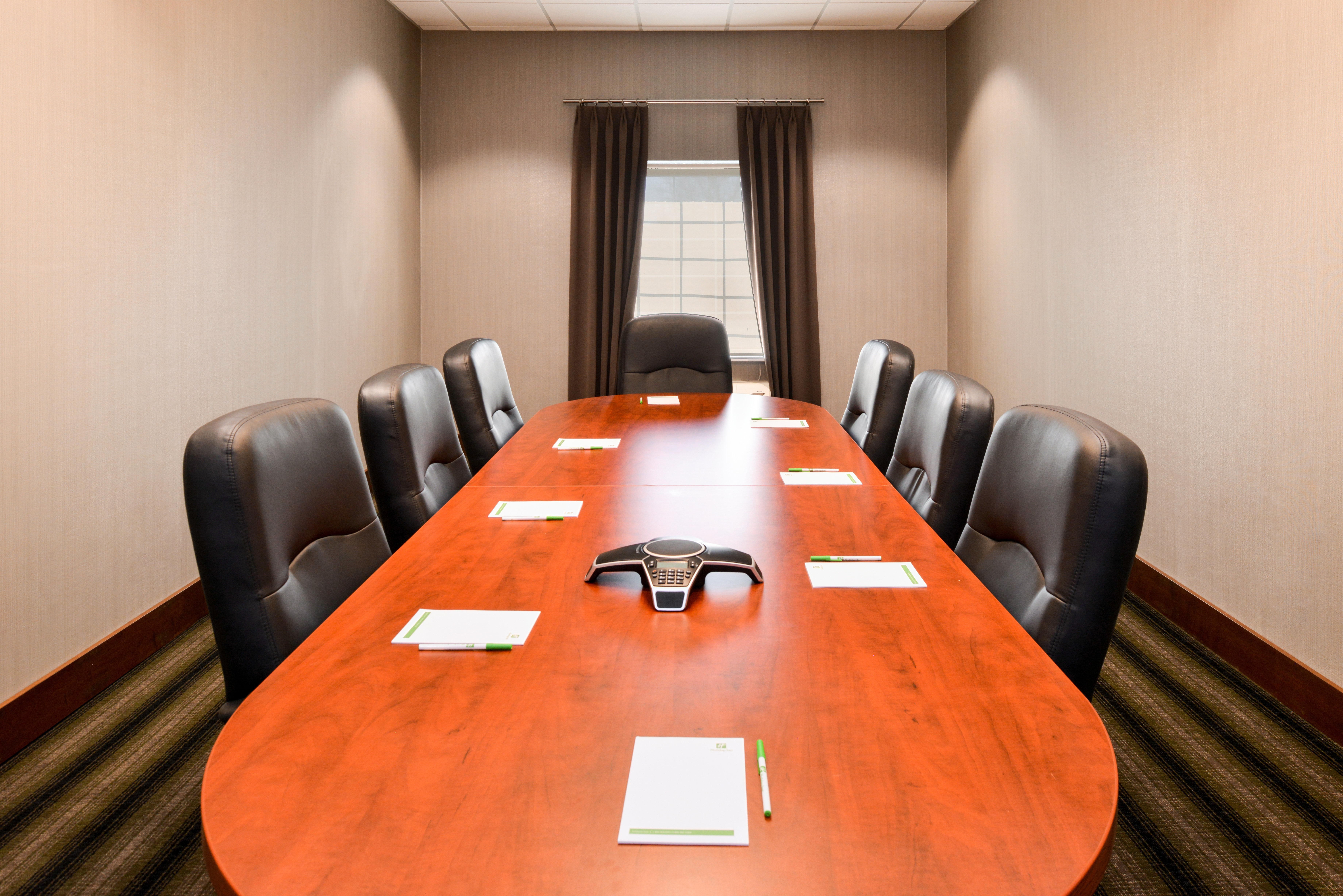 Holiday Inn Poplar Bluff an IHG Hotel 63/73
