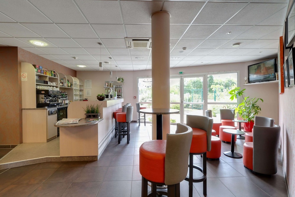 Brit Hotel Saint-Meen-le-Grand en Broceliande 48/75