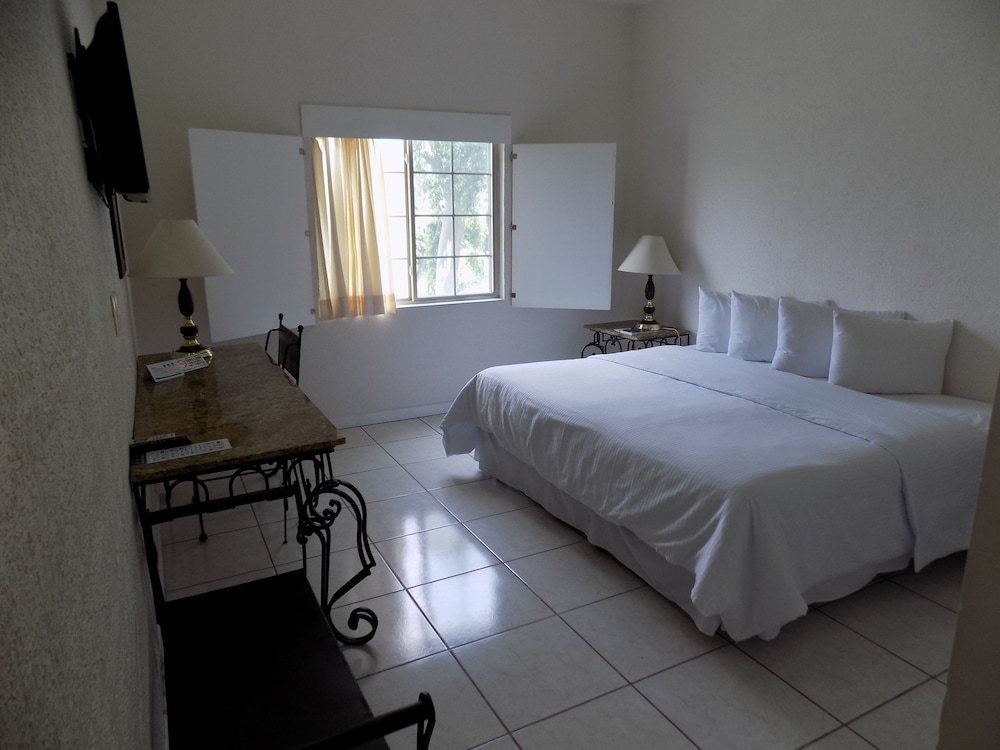 Hotel Las Palomas Tepic Express 27/66