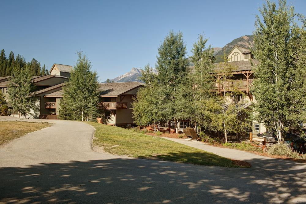 The Approach Hotel 20/22