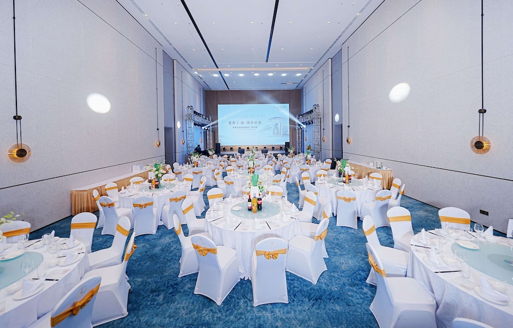 Grand Mercure Chengdu East 39/50