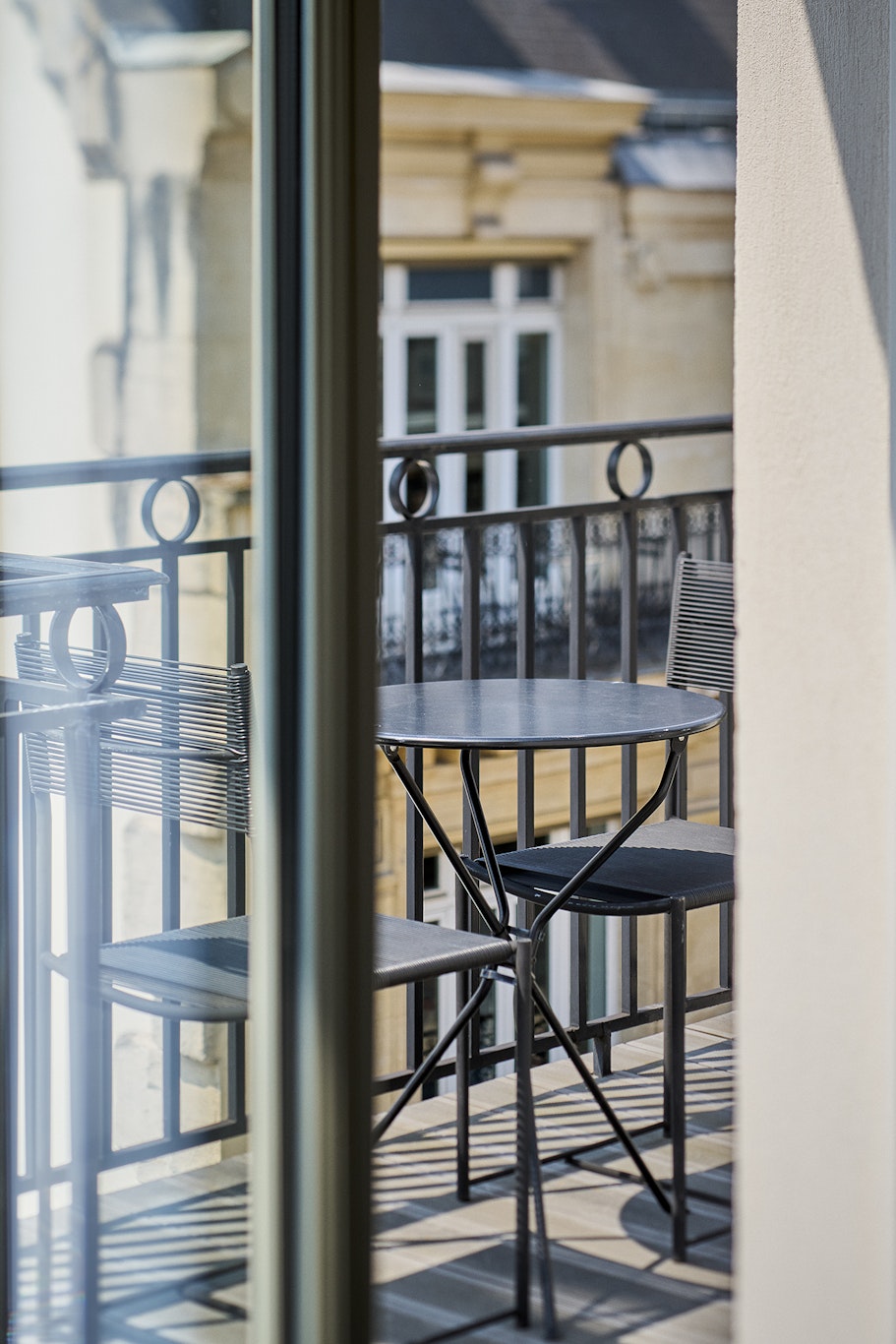 Hotel du Rond-Point des Champs-Elysees 25/68