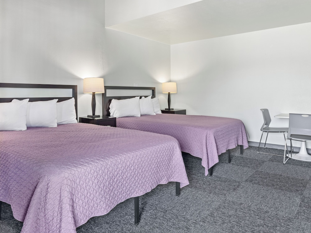 Americas Best Value Inn 11/18
