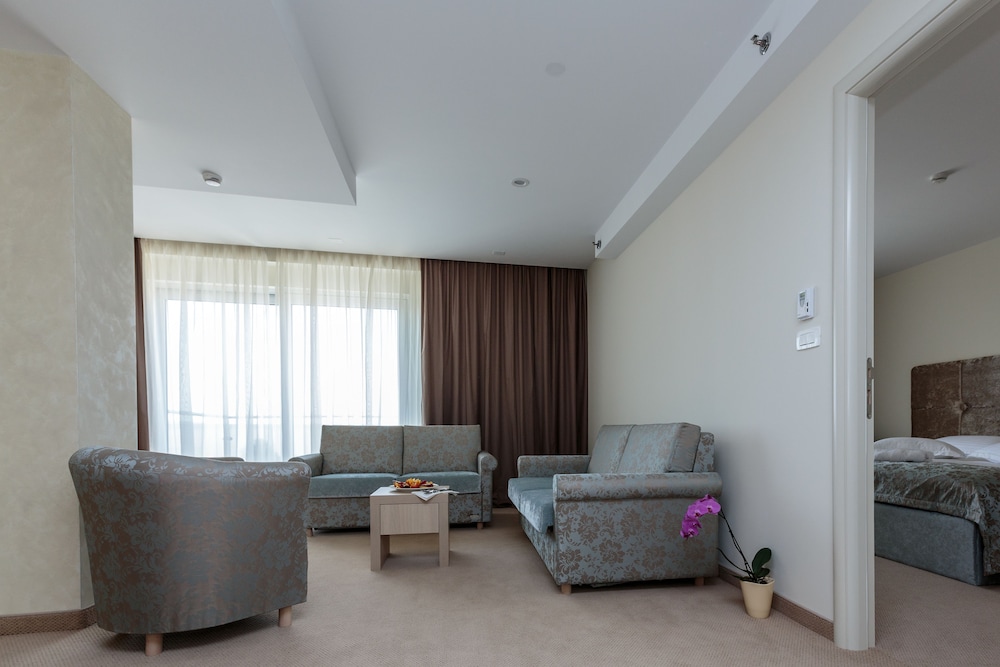 Hotel Fanat 58/76