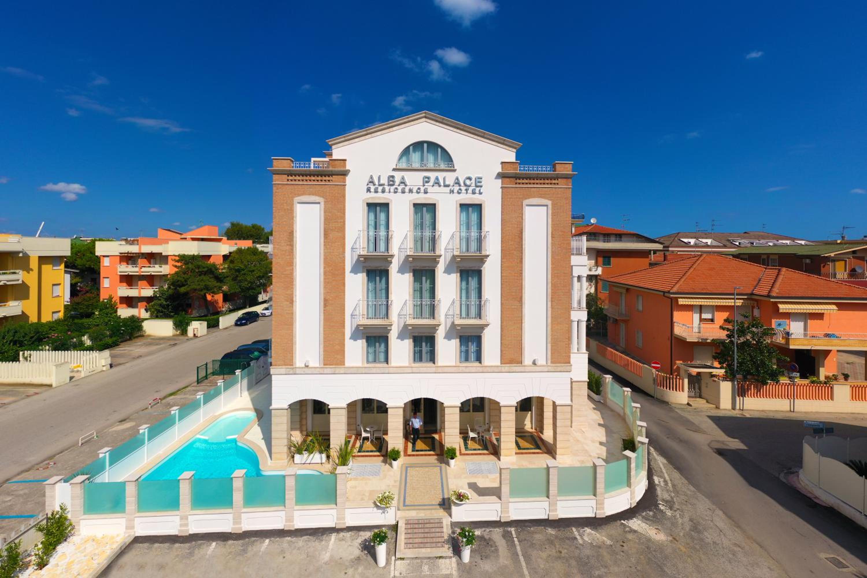 Alba Palace Hotel 6/64